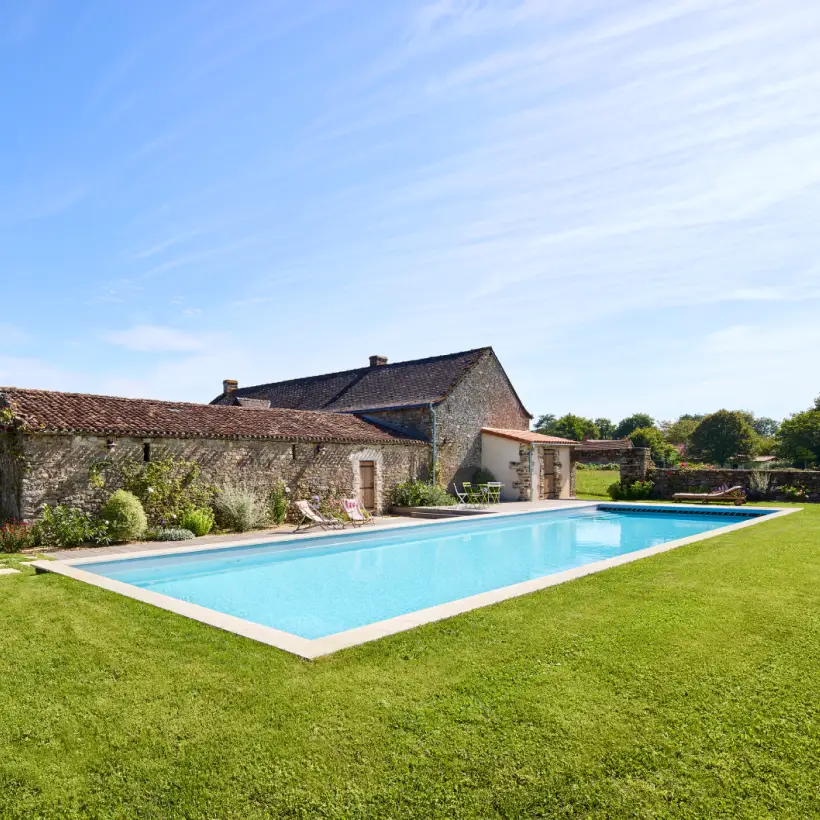 Psb Tradition Pisciniste Nantes Piscines Exterieures 10