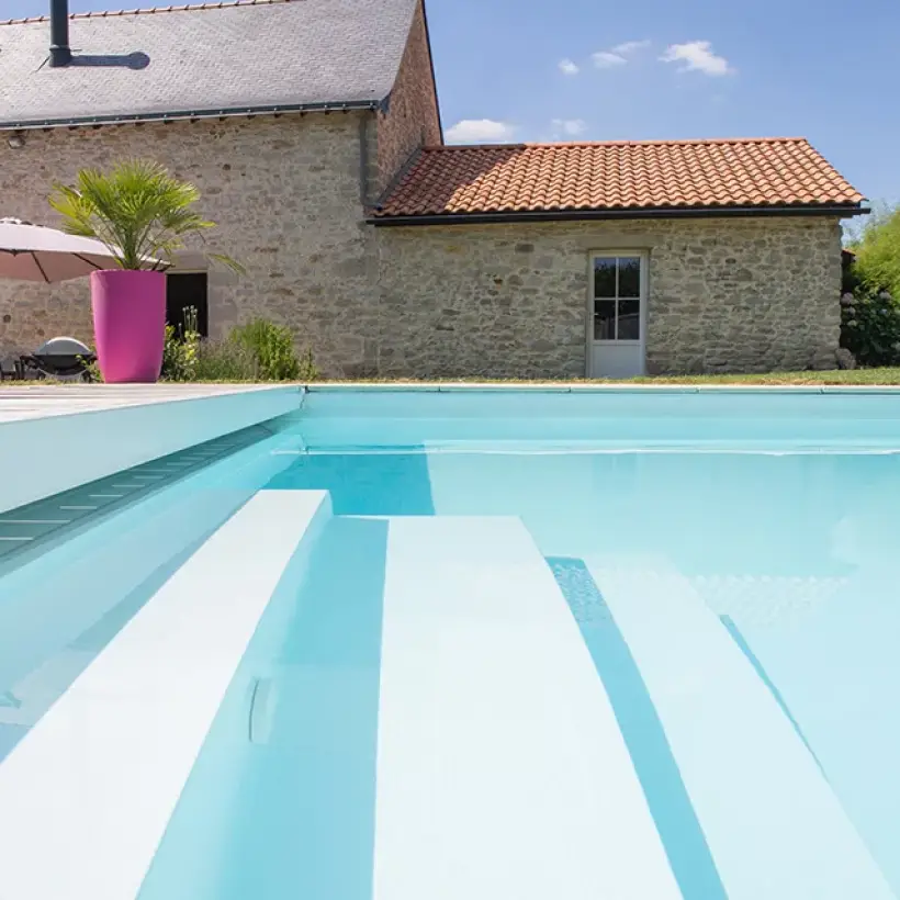 Psb Tradition Pisciniste Nantes Piscines Exterieures 25